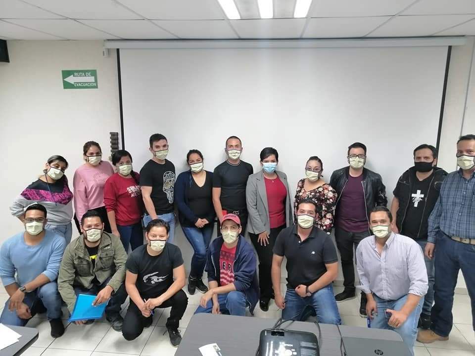 Capacitación en aula con protocolos de salud